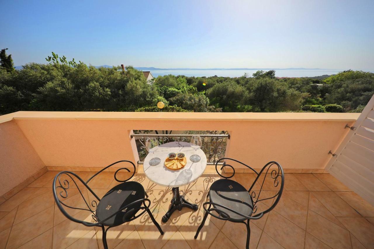 Apartments Villa Marnii Kožino Buitenkant foto