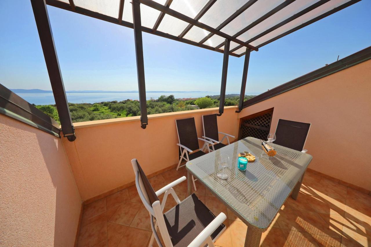 Apartments Villa Marnii Kožino Buitenkant foto